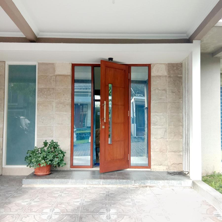 Mutiara Balecatur Guest House Yogyakarta Kültér fotó